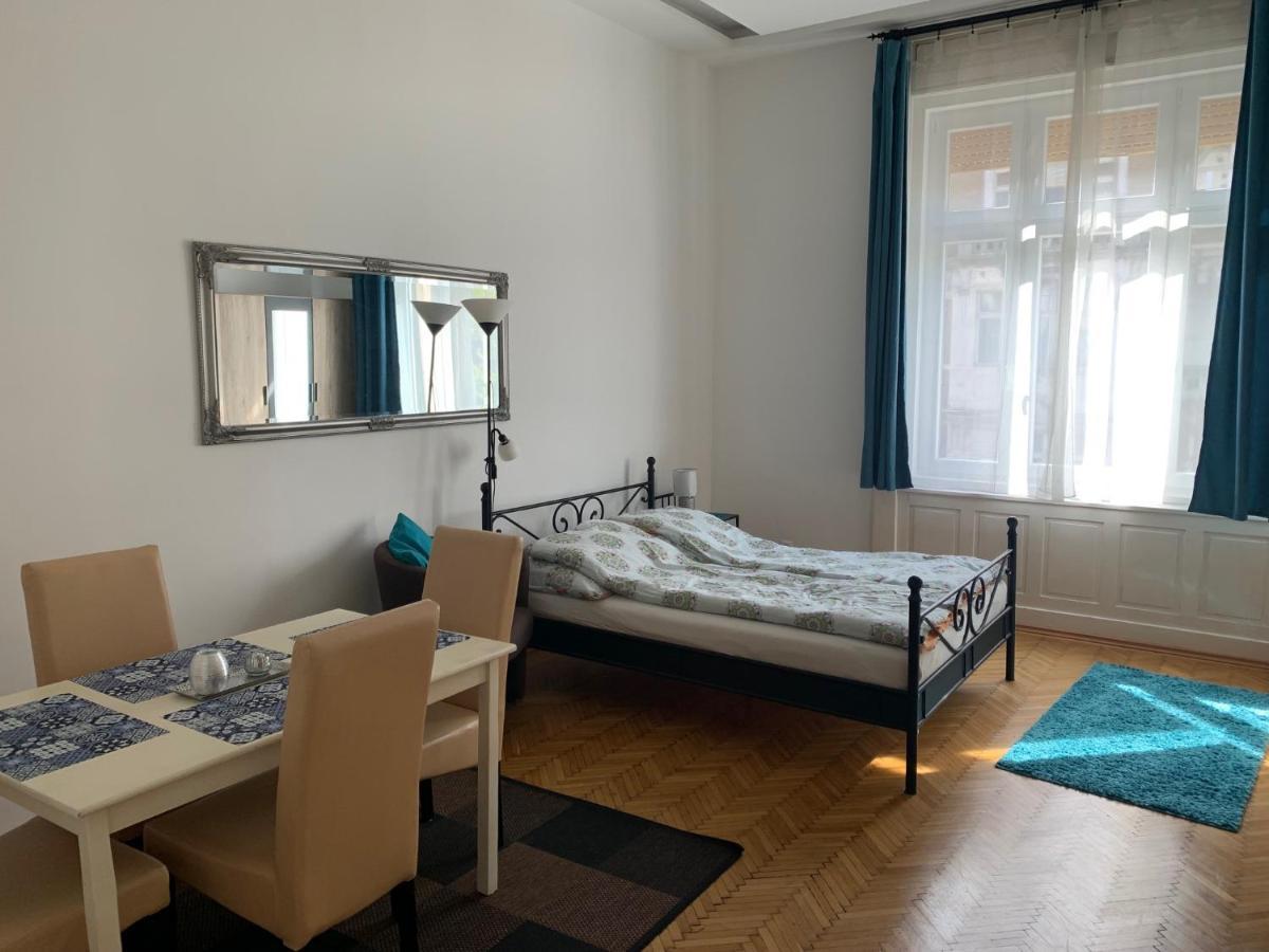 Mester4 Apartman Near To The Danube Budapeşte Dış mekan fotoğraf